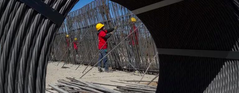 Fuerte baja de la industria y la construcción en marzo: cayeron 21,2% y 42,2% respectivamente