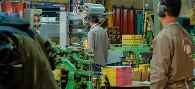 La recesión se aceleró en marzo: la economía sufrió un desplome del 8,4%, el más fuerte en cuatro años