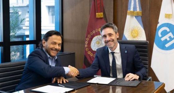 Emprendedores salteños hacia la economía digital y comercio electrónico: convenio entre el Gobernador y el CFI