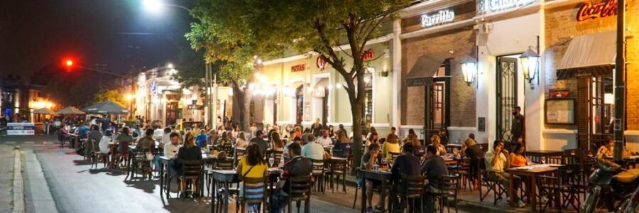 Se trabaja en la reglamentación para el uso del espacio público de mesas y sillas