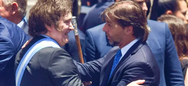 Javier Milei recibirá a Luis Lacalle Pou en Casa Rosada