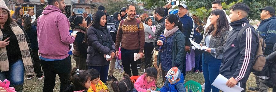 Más de mil vecinos disfrutaron del programa “Volvamos a la Plaza” en barrio Solís Pizarro