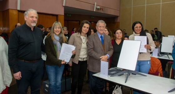 Conexión a internet: entregaron antenas a escuelas rurales y de parajes inhóspitos