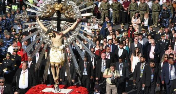 El pueblo de Salta renovó su Pacto de Fidelidad y amor con el Señor y la Virgen del Milagro