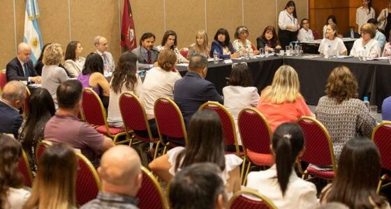 El Gobernador aseguró que la alfabetización es política de Estado y requiere un trabajo articulado con Nación