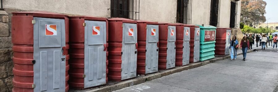 La Municipalidad instaló baños adaptados en inmediaciones de la Catedral