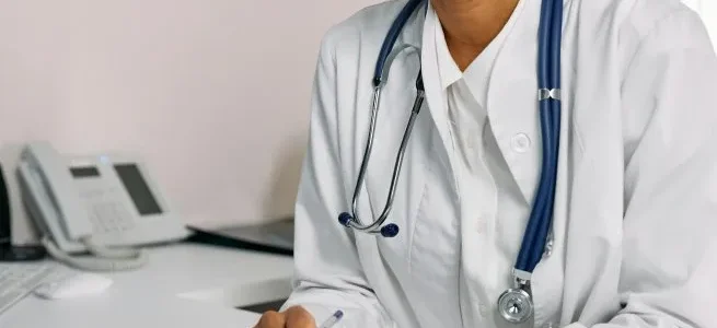 El Gobierno dio de baja a 58 prepagas e inició el proceso para cerrar otras 56: los motivos