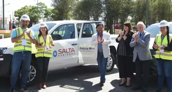 Con vehículos y equipamiento, el gobernador Sáenz asegura una minería responsable y transparente en Salta