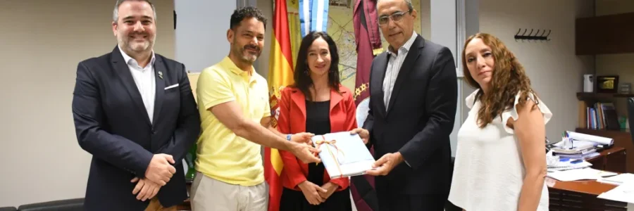 El intendente Emiliano Durand recibió al Cónsul General de España en Córdoba