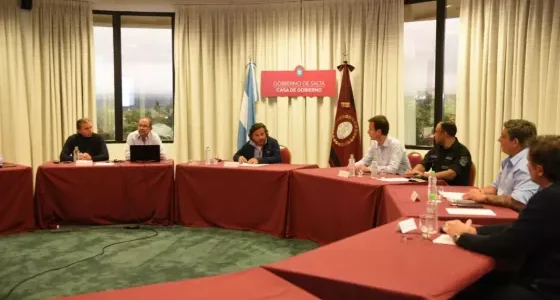 Sáenz presidió la reunión del Comité de Emergencia Hídrica para la coordinación, monitoreo, prevención y asistencia de la situación en el norte provincial