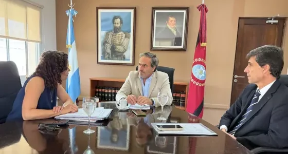 Educación y el Ministerio Público trabajan en medidas para el resguardo de la comunidad educativa