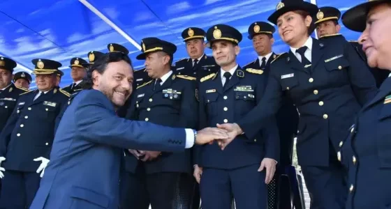 El gobernador Sáenz encabezó el acto central por el Bicentenario de la Policía de Salta