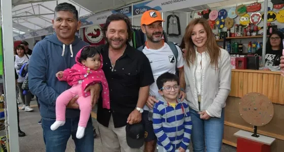 Expo Ciudad: Sáenz recorrió la muestra y celebró el talento e innovación de los emprendedores