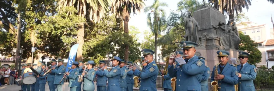 La ciudad de Salta conmemoró su aniversario a pura música