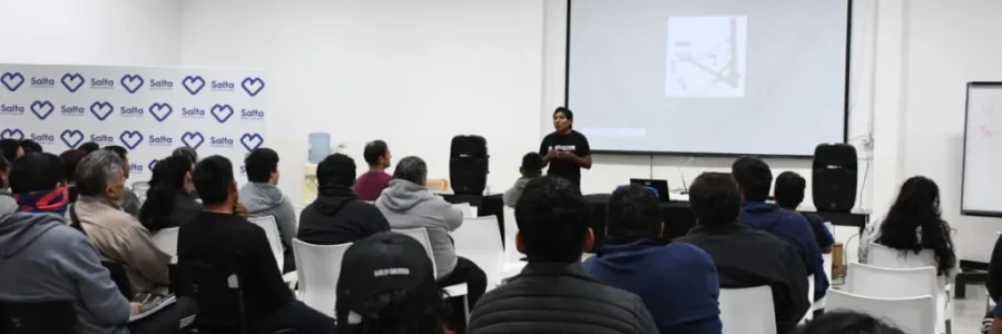 Más de 200 vecinos participan del curso sobre chapa y pintura