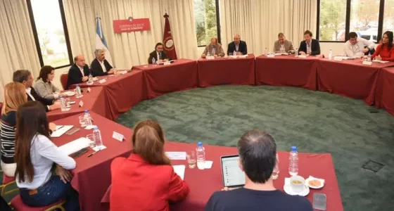 El gobernador Sáenz encabezó una nueva reunión del gabinete provincial