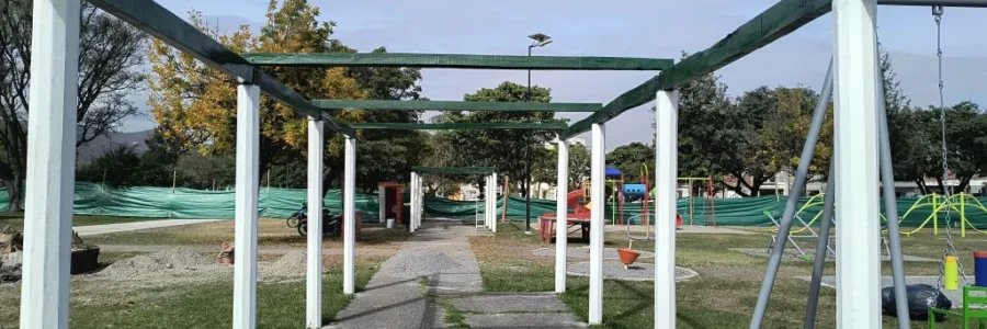 Avanza la renovación integral de la plaza de los Deportes en Tres Cerritos