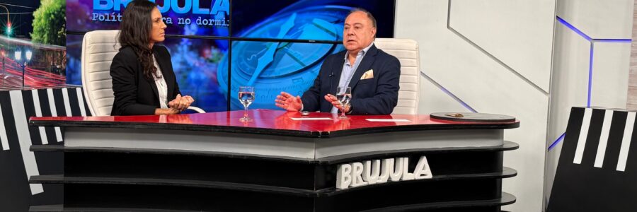 BRUJULA CON PAMELA CALLETI