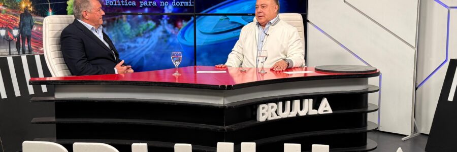 BRÚJULA CON GUSTAVO HERRERA