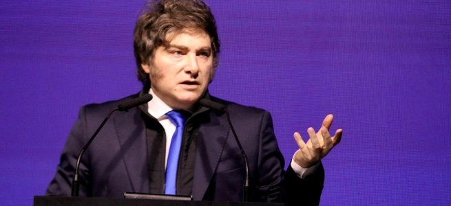 Dólar e inflación: Javier Milei defendió el sistema cambiario y argumentó por qué la suba no debería trasladarse a precios