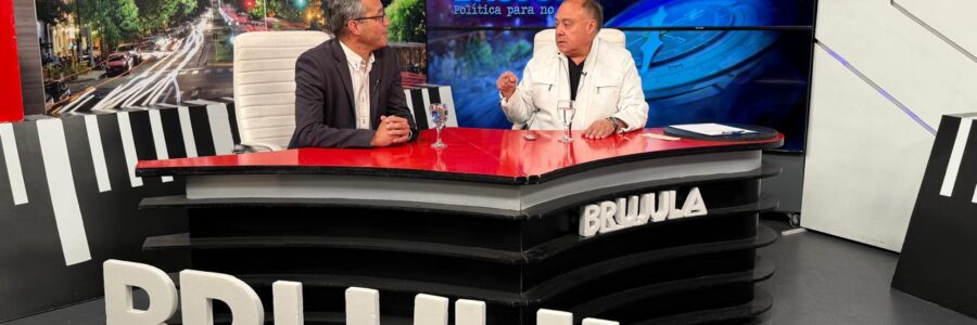 BRÚJULA CON DIEGO ASHUR MAS