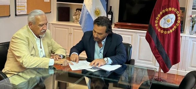 Gustavo Sáenz se reunió con el senador Juan Carlos Romero buscando ampliar su base electoral