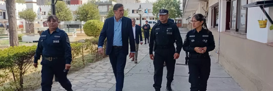 El Secretario de Seguridad supervisó el trabajo que se realiza en la División de Antecedentes Personales