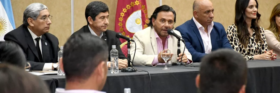 Sáenz impulsa la transparencia y el fortalecimiento de 100 clubes deportivos de la provincia