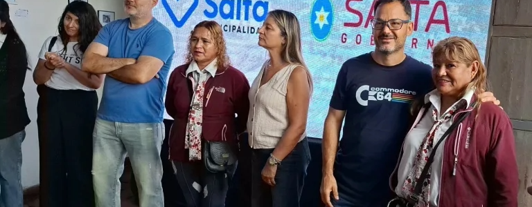 Casi 100 familias de Juan Manuel de Rosas recibieron las escrituras de sus viviendas