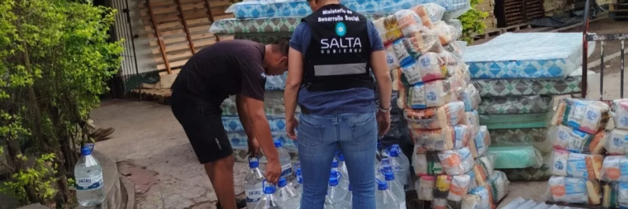 Desarrollo Social brindó asistencia a familias de Tartagal tras las intensas lluvias