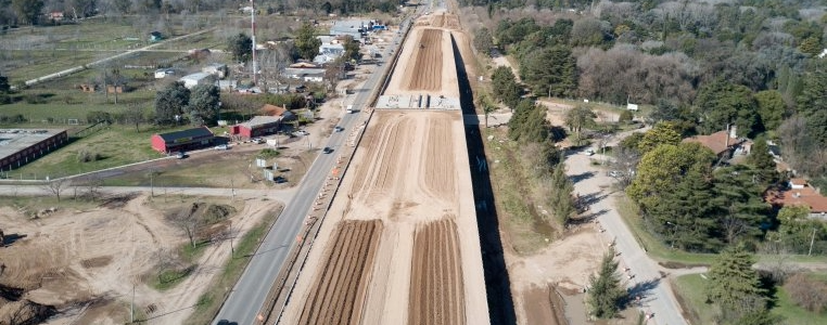 Vuelve la obra pública: Milei autorizó 10 y concesionó 1.800 km de rutas y autopistas