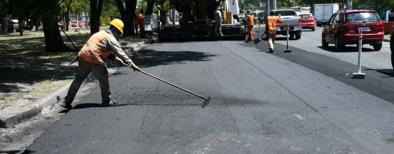 Comenzó la repavimentación en un sector de la Terminal de Ómnibus