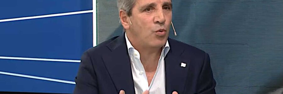Luis Caputo ratificó las bandas cambiarias: “Andá a dormir tranquilo, con el dólar no va a pasar nada”