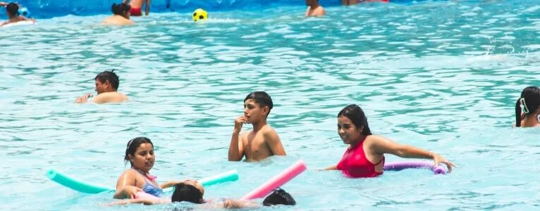 Más de 6 mil personas disfrutaron de los natatorios municipales el fin de semana