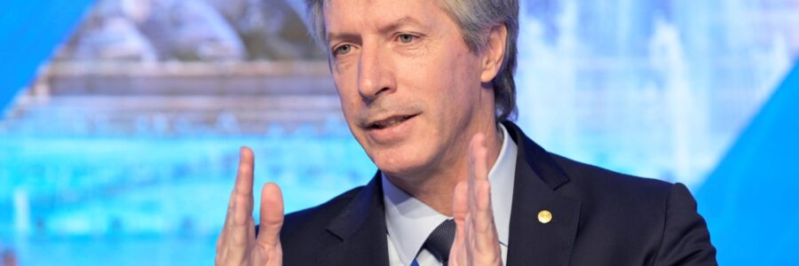 Dólar: el Banco Central dice que podría flexibilizar el cepo cuando haya “acceso fluido a los mercados externos”