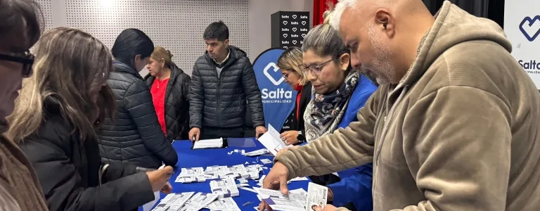 Los programas sociales del municipio llegaron a casi 100 mil vecinos este 2025