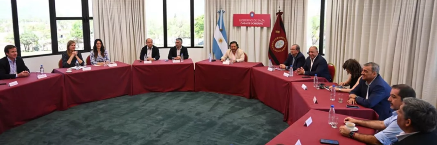 El gobernador Sáenz encabezó una reunión de gabinete para fijar prioridades y planificar las próximas metas de gestión