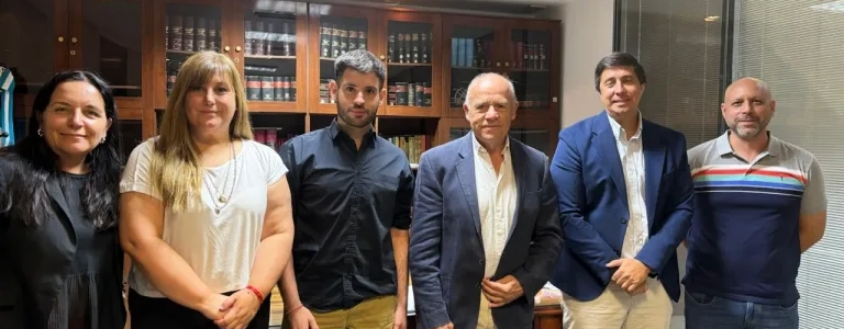 La Escuela de Emprendedores recibirá asesoramiento de la Unión Industrial para la oferta educativa 2026