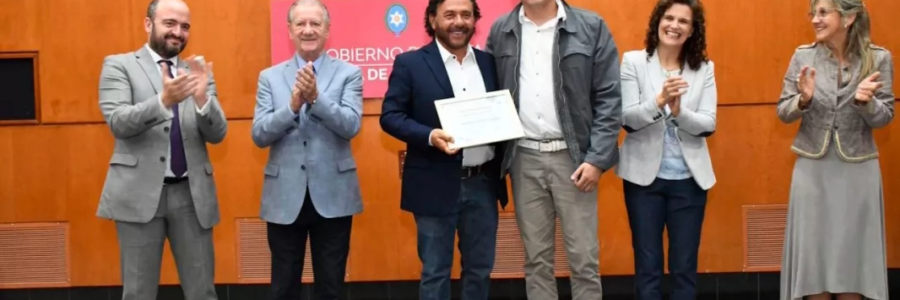 Sáenz reconoció a los docentes destacados de 2025: “La educación es prioridad y política de Estado”