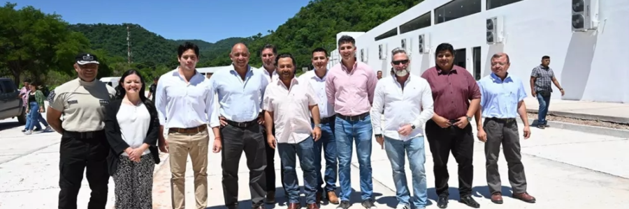 Seguridad y comercio ilegal: Sáenz supervisó el puesto de control fronterizo en Salvador Mazza