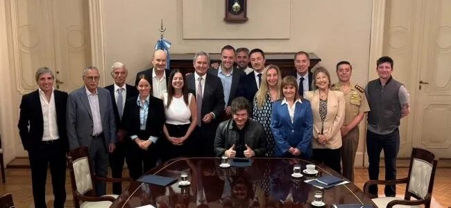 El Gobierno afina objetivos: dólar calmo, reforma del Estado y nueva Ley de Administración Financiera