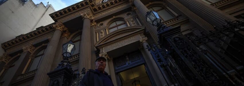 El Banco Central ya compró más de USD 1.000 millones en enero y avanza el plan para fortalecer las reservas