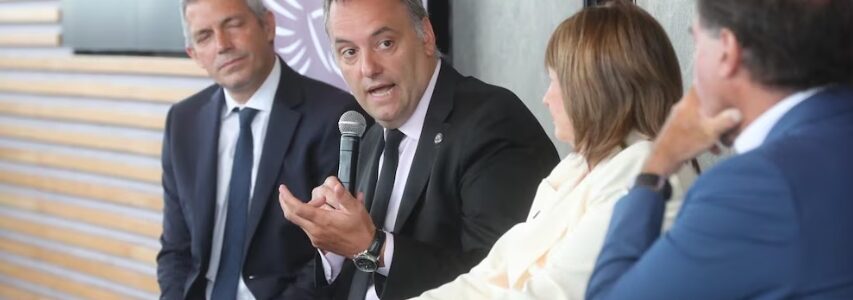 El Gobierno reunió a empresarios para discutir la reforma laboral y replicará la dinámica con otros proyectos