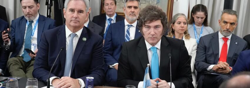 Argentina lideró un bloque de 10 países que rechazaron una condena unánime de la CELAC a la captura de Nicolás Maduro