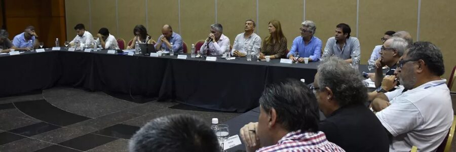 El Gobierno provincial reabrió las negociaciones paritarias 2026