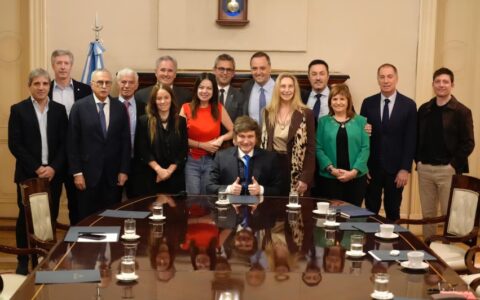 Milei reunió al Gabinete por primera vez en el año y les adelantó los próximos objetivos de la gestión: qué reformas se piensan para el 2026