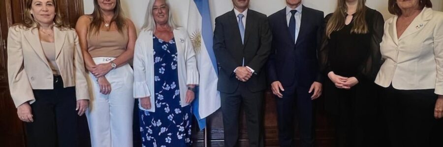 Más cambios en el Senado: siete legisladores cercanos al oficialismo formaron un nuevo interbloque