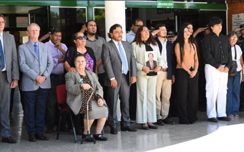 Con la presencia del Gobernador, se rindió homenaje a la trayectoria del Comisario Vicente Cordeyro