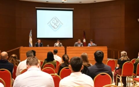 Abogados se interiorizaron sobre el nuevo Código de Procedimientos Administrativos