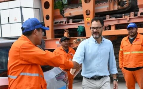 El Intendente entregó nuevos vehículos para fortalecer el parque automotor municipal